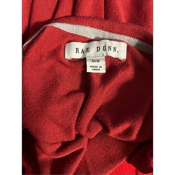 Rae Dunn Merry long sleeve top size medium - Picture 3 of 4